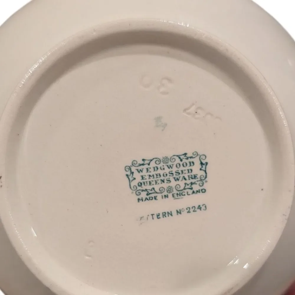 Wedgwood #2243 20th Century 40's-80's Embossed Queens Ware tea set serving piece